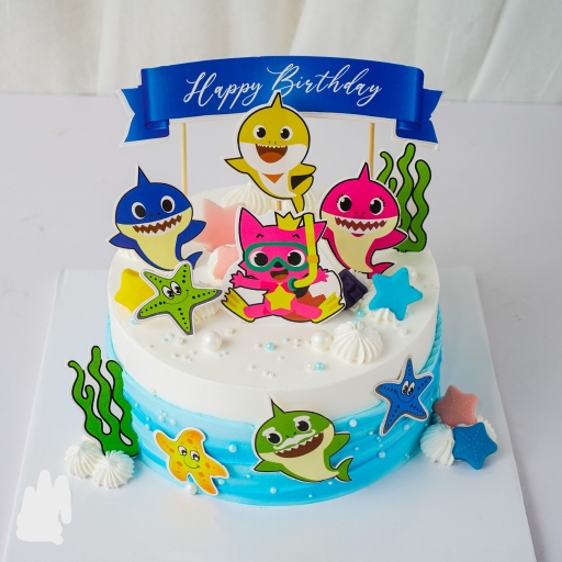 Bánh sinh nhật đầy tháng chủ đề baby shark