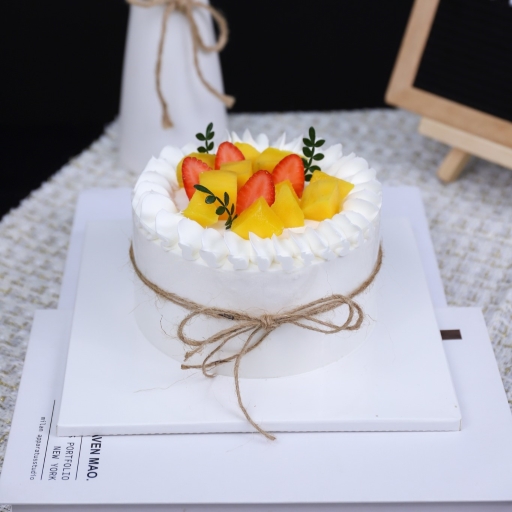 Bánh sinh nhật mini mini trang trí trái cây