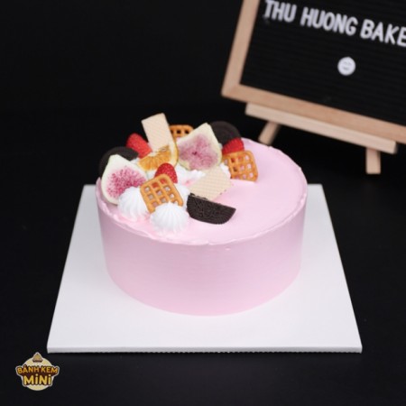 Bánh sinh nhật tone màu hồng trang trí bánh kẹo ngon